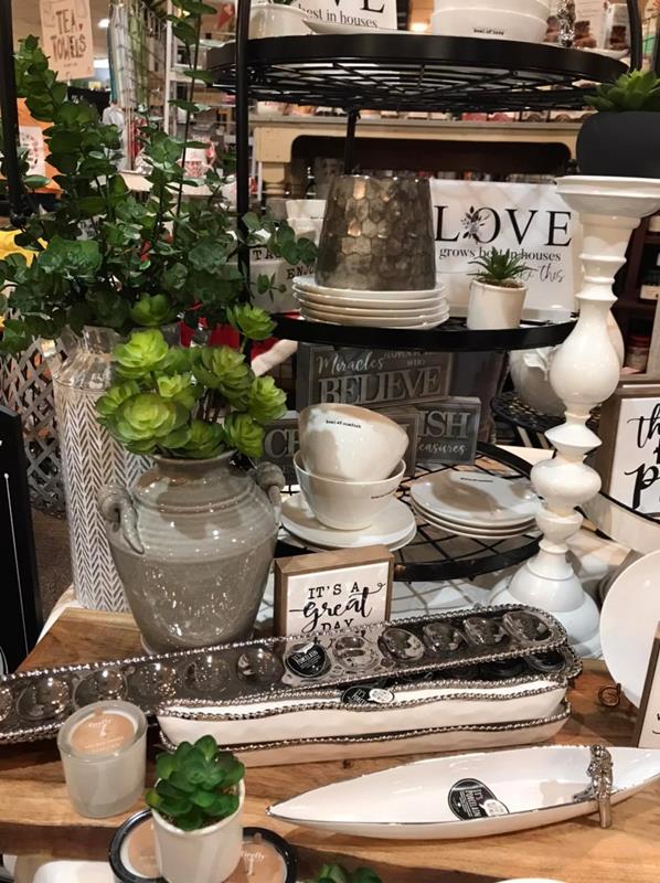 Seasons by Design & Jillayne's Boutique Chilton, WI